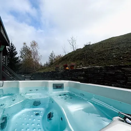 Chalupka Na Konci Casa de Férias *